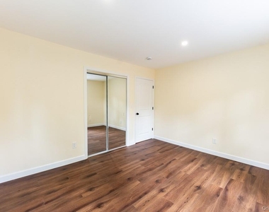 745 Peekskill Hollow Road - Photo Thumbnail 13
