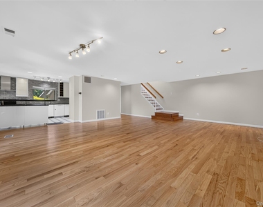 46 Acorn Pond Drive - Photo Thumbnail 4