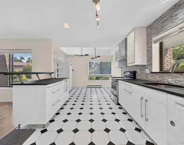 46 Acorn Pond Drive - Photo Thumbnail 11