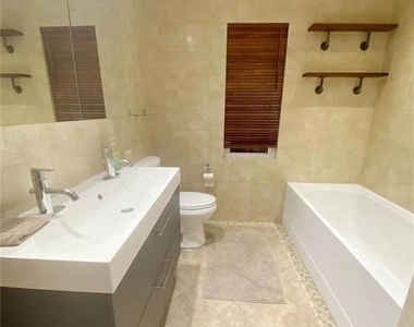 59 Oak Street - Photo Thumbnail 4