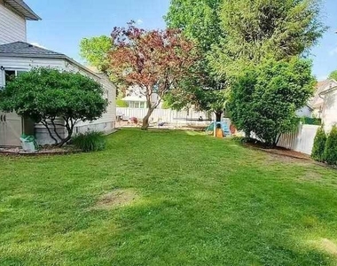59 Oak Street - Photo Thumbnail 5
