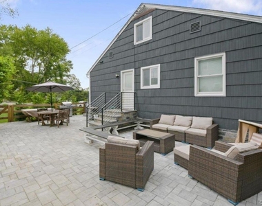 44 Oakridge Road - Photo Thumbnail 13