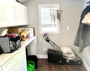 28 Sheridan Drive - Photo Thumbnail 14