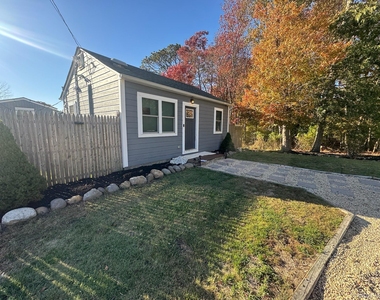 28 Sheridan Drive - Photo Thumbnail 1