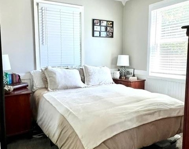28 Sheridan Drive - Photo Thumbnail 6