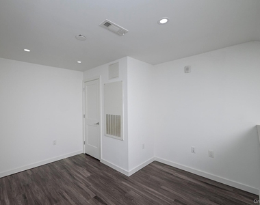 119 Searing Avenue - Photo Thumbnail 11