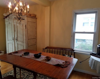 124 Murray Avenue - Photo Thumbnail 1