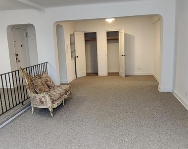 9941 64 Avenue - Photo Thumbnail 2