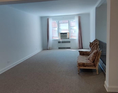 9941 64 Avenue - Photo Thumbnail 5