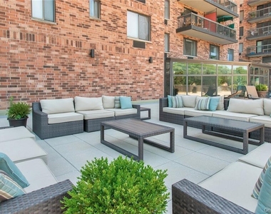50 Columbus Avenue - Photo Thumbnail 24