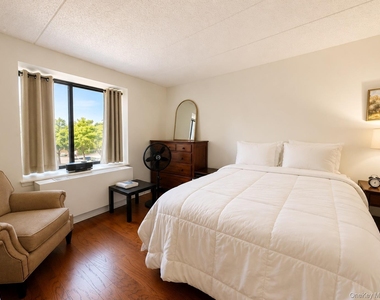 50 Columbus Avenue - Photo Thumbnail 11