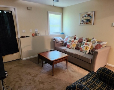 102 Berme Road - Photo Thumbnail 6