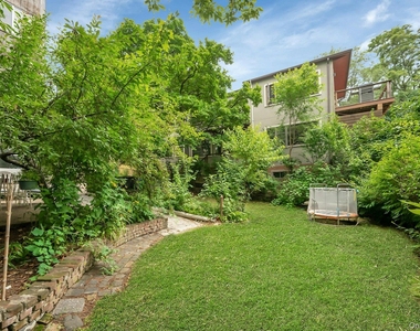 437 Warburton Avenue - Photo Thumbnail 20