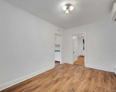 437 Warburton Avenue - Photo Thumbnail 10