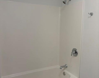 227 4th Avenue - Photo Thumbnail 5