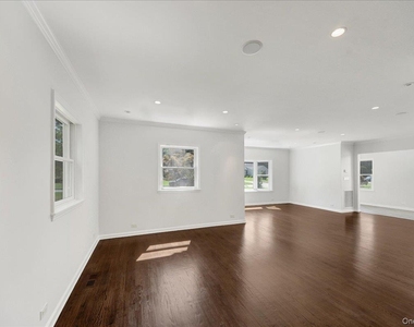 20 Plymouth Road - Photo Thumbnail 11