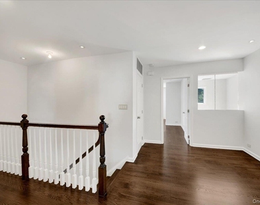 20 Plymouth Road - Photo Thumbnail 23