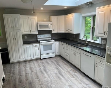 20 Hawxhurst Road - Photo Thumbnail 2