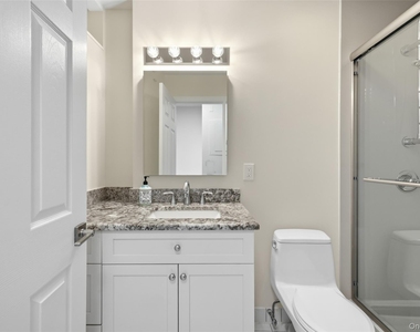 185 W Park Avenue - Photo Thumbnail 19