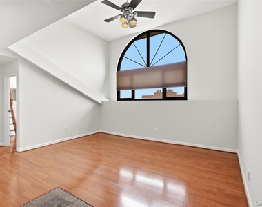 185 W Park Avenue - Photo Thumbnail 6