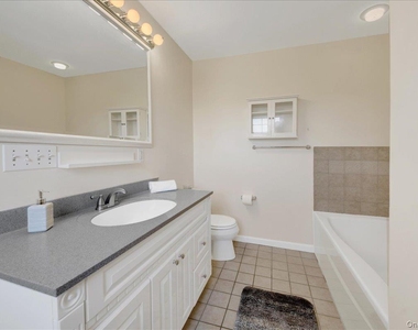 197 Marietta Avenue - Photo Thumbnail 14