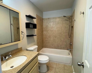 33 Fowler Avenue - Photo Thumbnail 9