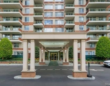 111 Cherry Valley - Photo Thumbnail 1