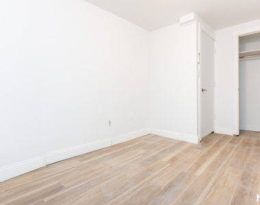 105 Weirfield St 11221 - Photo Thumbnail 13