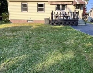 3936 Albany Street - Photo Thumbnail 2