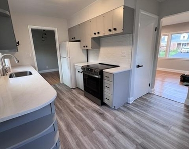 3936 Albany Street - Photo Thumbnail 20