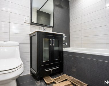 375 Vernon Ave 11206 - Photo Thumbnail 1