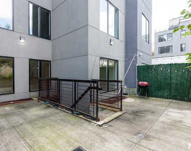 189 Johnson Ave 11206 - Photo Thumbnail 19