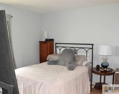 244 Crosspointe Drive - Photo Thumbnail 8