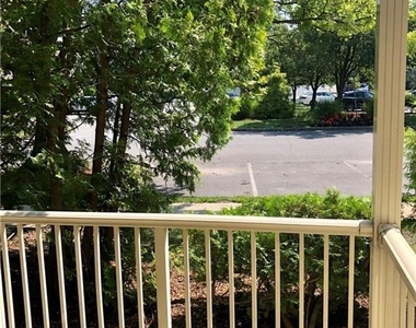 244 Crosspointe Drive - Photo Thumbnail 6