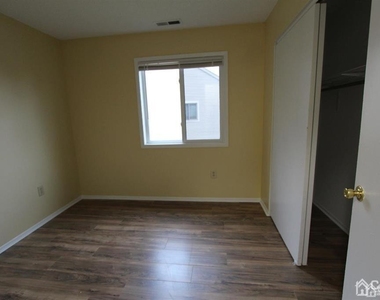 1618 Aspen Drive - Photo Thumbnail 27