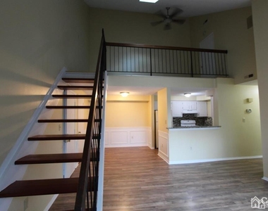 1618 Aspen Drive - Photo Thumbnail 8