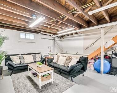 5 Mayfield Place - Photo Thumbnail 12