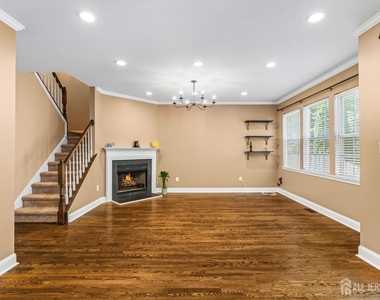 15 Faxon Drive - Photo Thumbnail 12