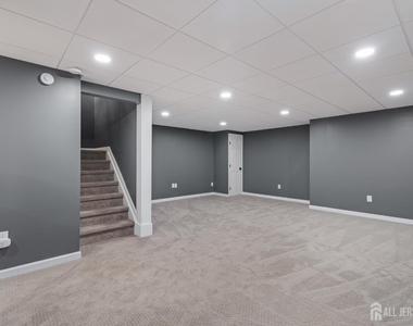 15 Faxon Drive - Photo Thumbnail 26