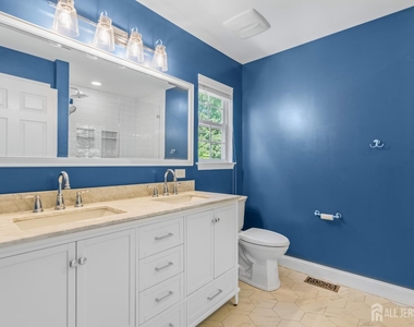 15 Faxon Drive - Photo Thumbnail 21