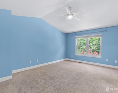 15 Faxon Drive - Photo Thumbnail 19