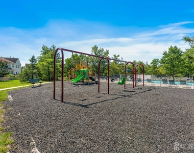 15 Faxon Drive - Photo Thumbnail 37