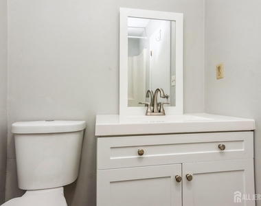 58 Dodd Street - Photo Thumbnail 12
