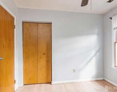 58 Dodd Street - Photo Thumbnail 11