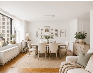30 W 61st Street - Photo Thumbnail 1