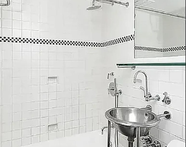 237 Madison Avenue - Photo Thumbnail 5