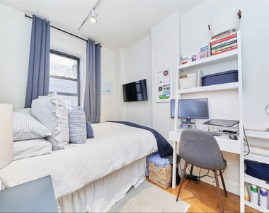 55 Barrow Street - Photo Thumbnail 2