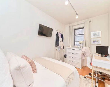 55 Barrow Street - Photo Thumbnail 4