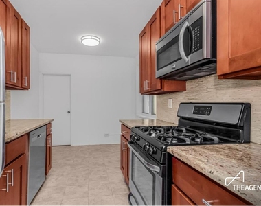 3050 Fairfield Avenue - Photo Thumbnail 2