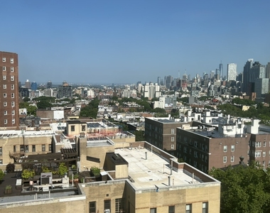 34 Plaza Street E - Photo Thumbnail 7